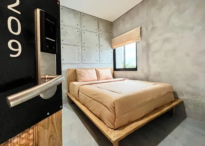 Rattanhaus R Signature Mitra Reddoorz